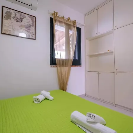 Jera Collection-vulcano Aparthotel 3*